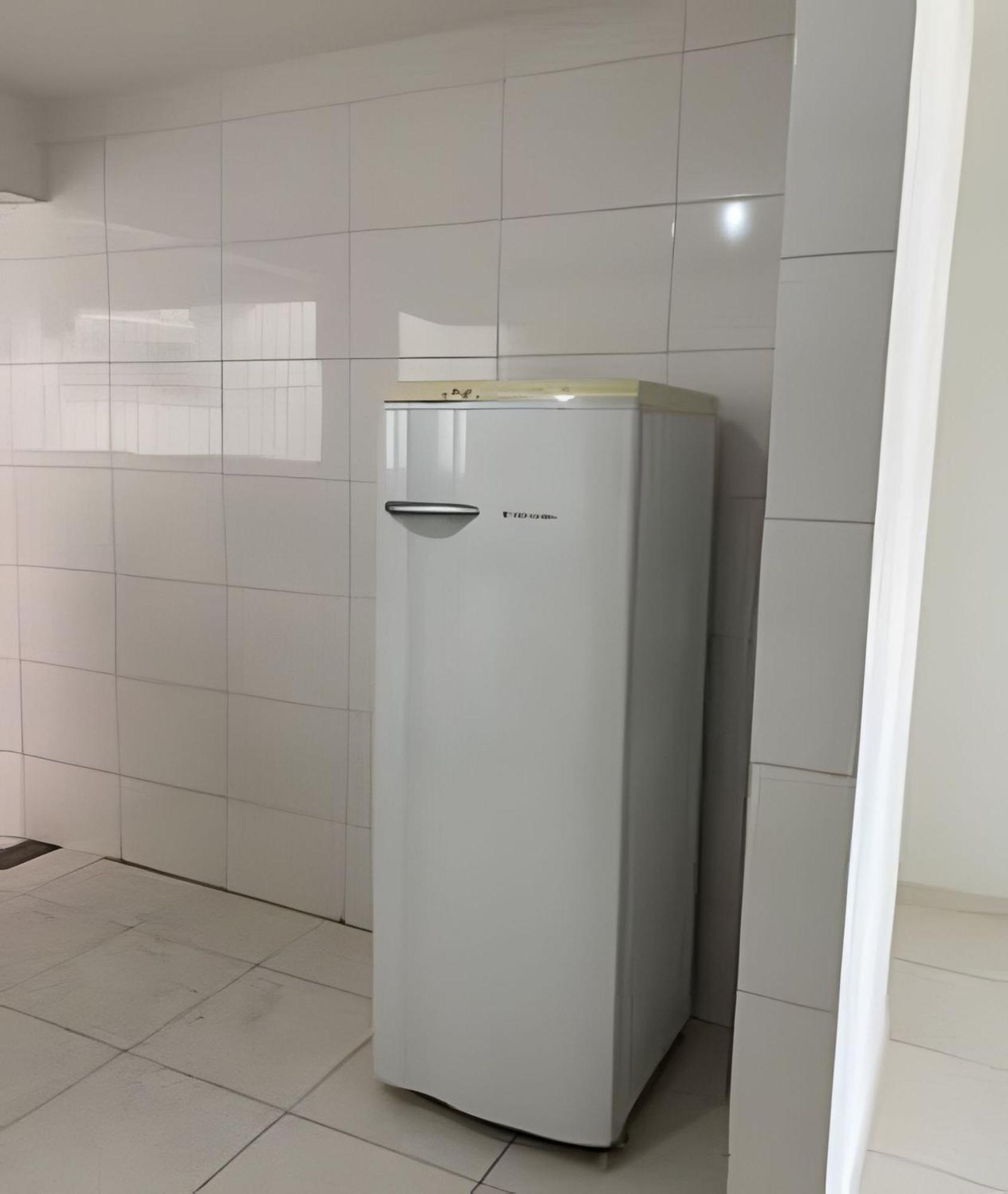 Prox A Orla, 14 Pessoas, Ar Condicionado E Garagem
